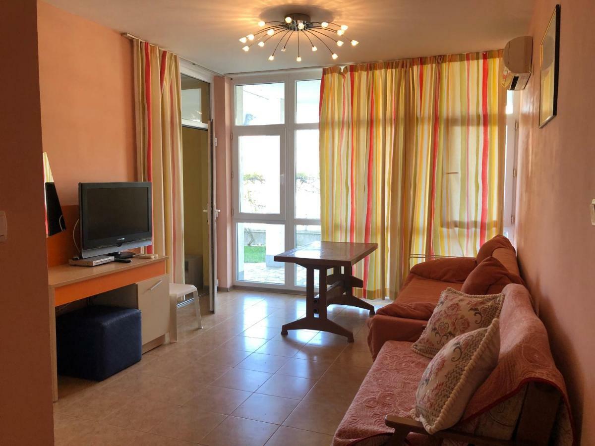 Elit 2 Apartment Pantai Sunny Luaran gambar