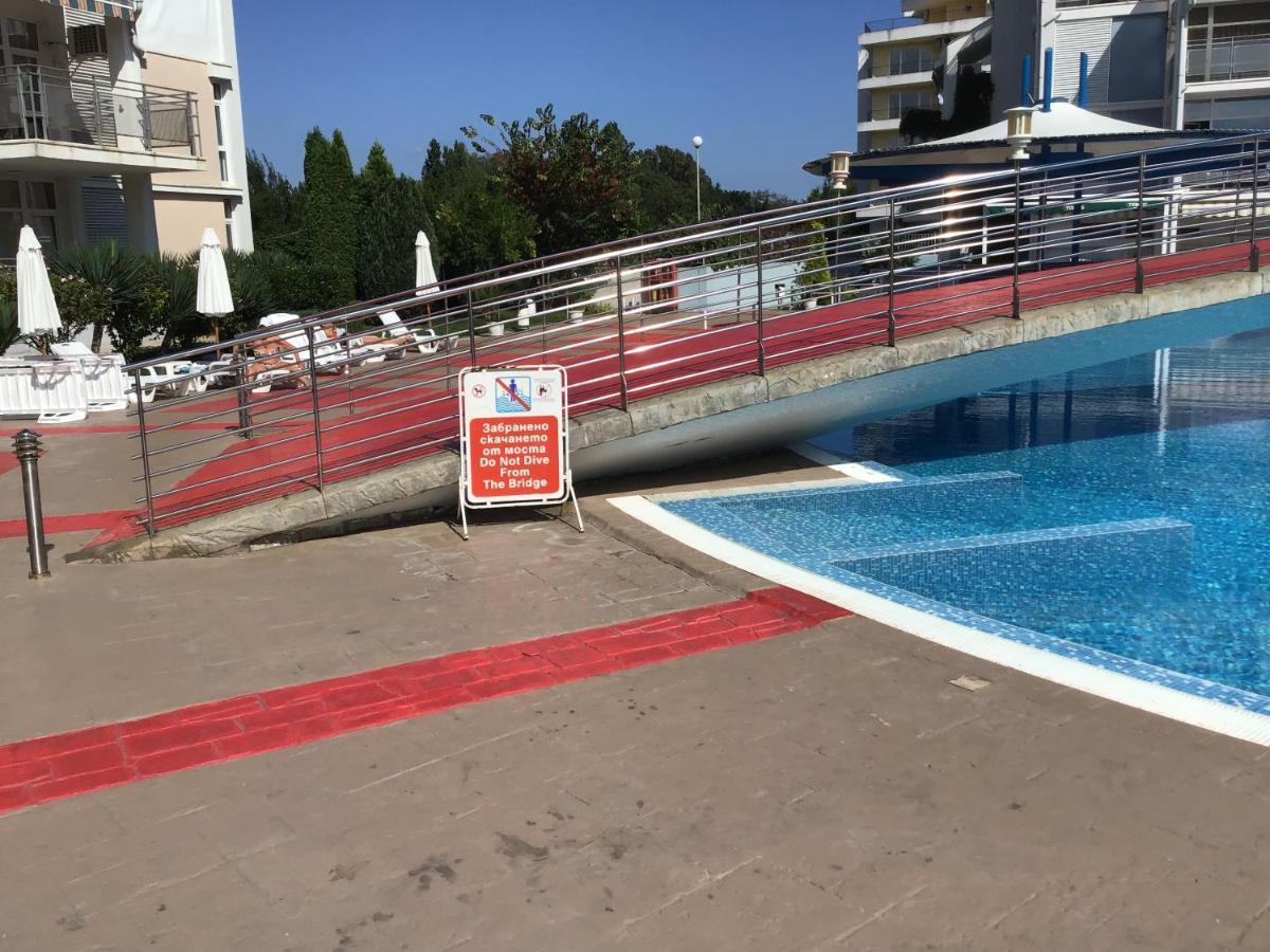 Elit 2 Apartment Pantai Sunny Luaran gambar
