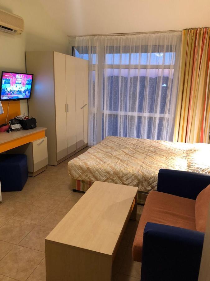 Elit 2 Apartment Pantai Sunny Luaran gambar